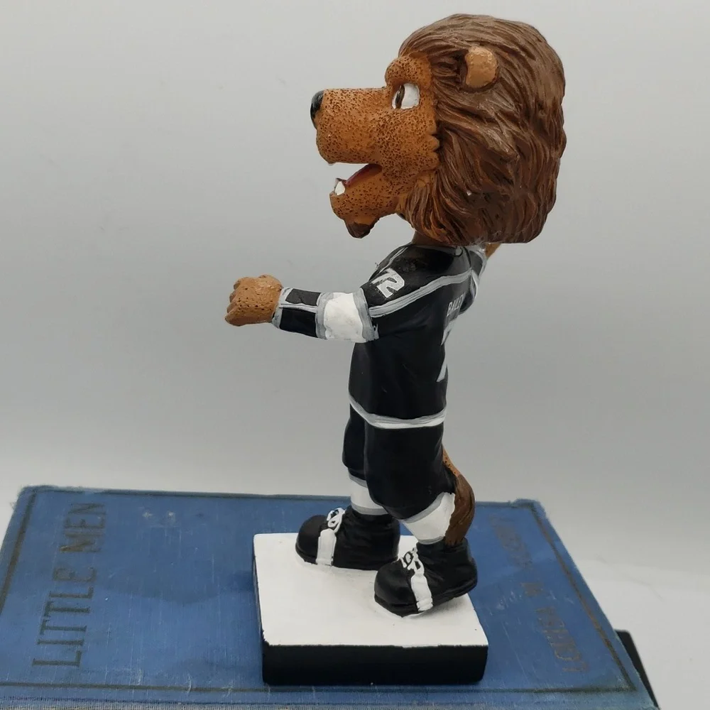 LA Kings Bailey Bobblehead Ice Hockey Mascot Lion #72